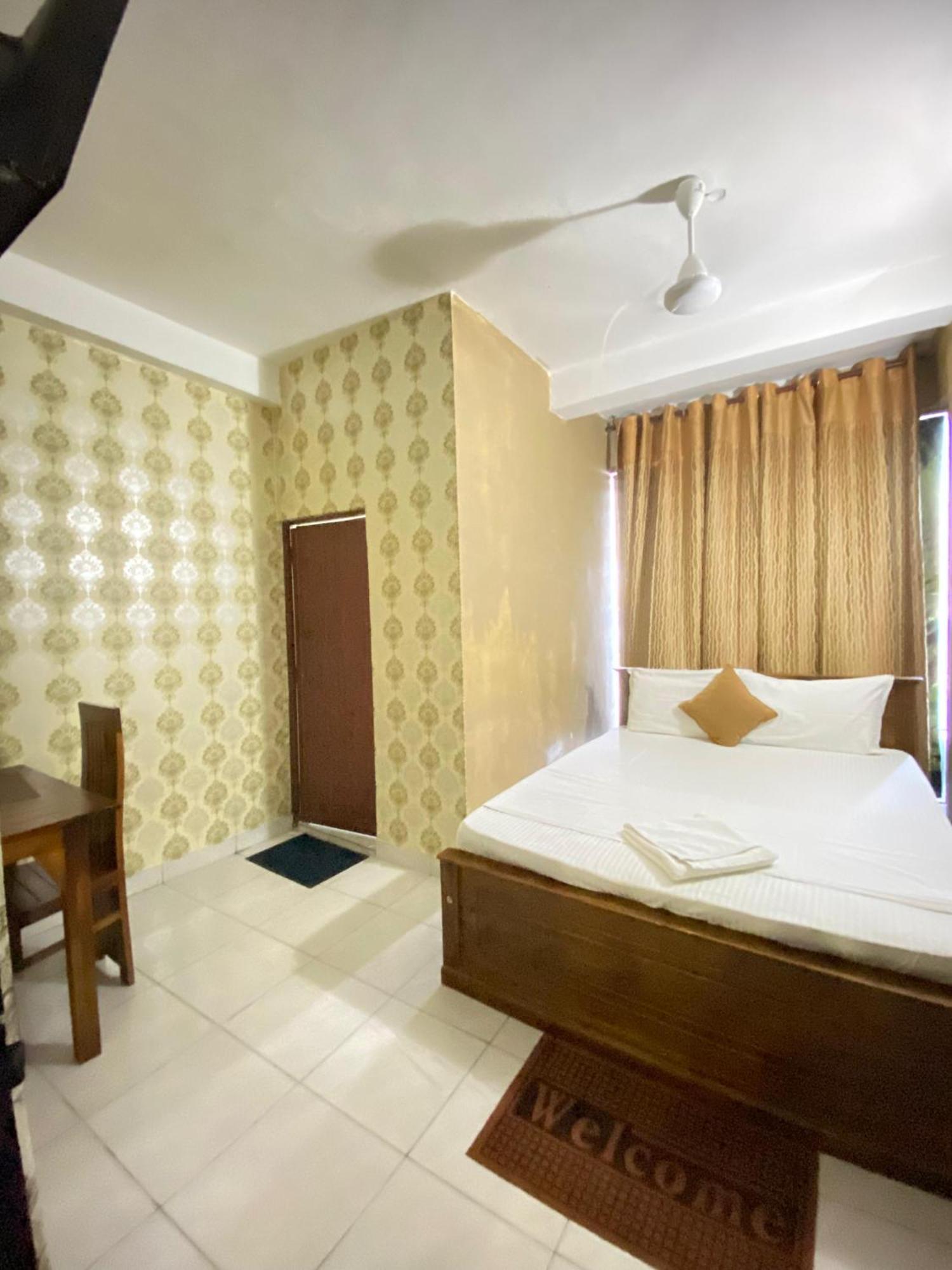 Airport City Hotel Katunayaka Dış mekan fotoğraf